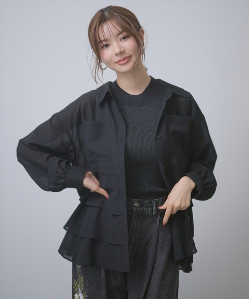 AND COUTURE（アンドクチュール）の「ウエストドロストペプラムシャツ（シャツ/ブラウス・レディース・ブラック/ベージュ/モカ・FREE）」の5枚目の写真