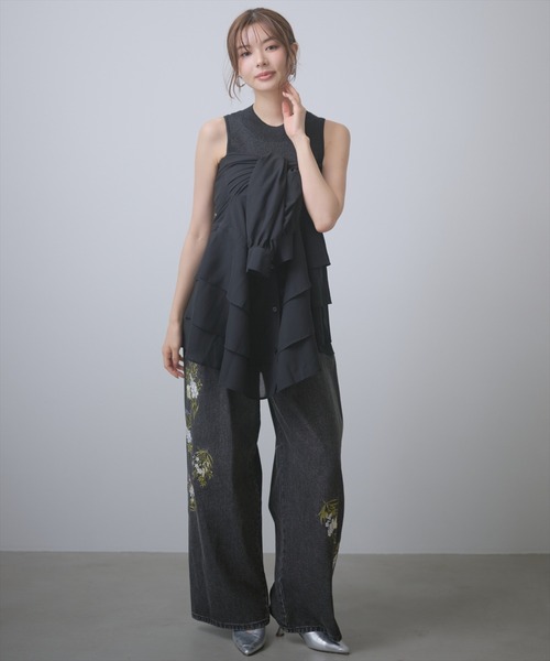 AND COUTURE（アンドクチュール）の「ウエストドロストペプラムシャツ（シャツ/ブラウス・レディース・ブラック/ベージュ/モカ・FREE）」の17枚目の写真
