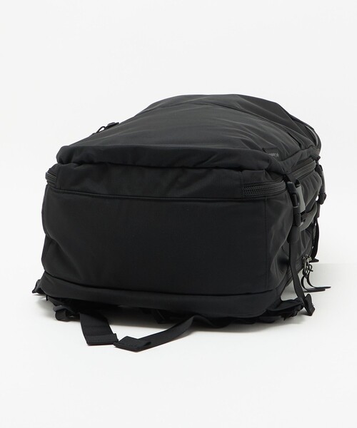 Columbia(コロンビア)の「【WEB限定】<Columbia>タイガーブルック 40L トラベル バックパック(バックパック/リュック・メンズ・ブラック・FREE)」の7枚目の写真