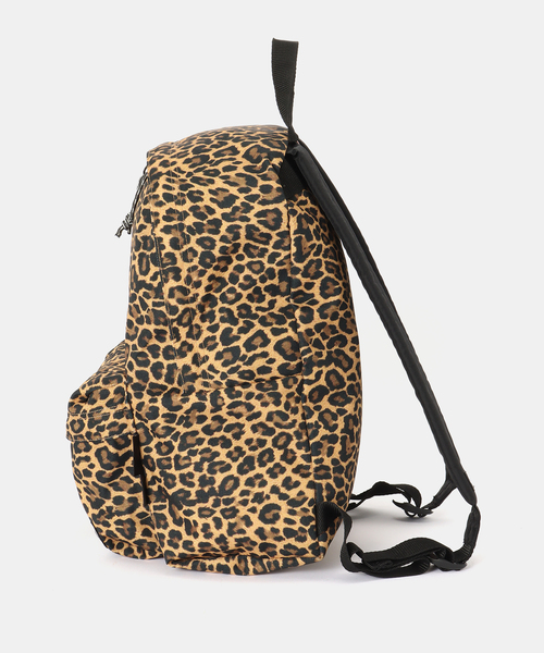 OUTDOOR PRODUCTS(アウトドアプロダクツ)の「452U MIDEIUM ex LEOPARD(バックパック/リュック・レディース・キャメル・FREE)」の2枚目の写真
