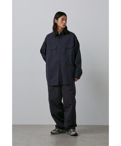 Y(ワイ)の「Y / ORGANIC COTTON HIGH DENSITY SATIN SH(シャツ/ブラウス・メンズ・ネイビー/ホワイト・MEDIUM)」の7枚目の写真