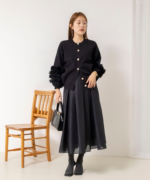 NOLLEY’S(ノーリーズ)の「【TORRAZZO DONNA/トラッゾドンナ】2WAY Rabbit Fur knit Top(カーディガン/ボレロ・レディース・ブラック/チャコールグレー・38)」の21枚目の写真