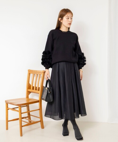 NOLLEY’S(ノーリーズ)の「【TORRAZZO DONNA/トラッゾドンナ】2WAY Rabbit Fur knit Top(カーディガン/ボレロ・レディース・ブラック/チャコールグレー・38)」の7枚目の写真