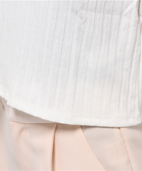 SLY（スライ）の「CUT RIB TOPS-S（Tシャツ/カットソー・レディース・ベージュ/ホワイト/ブラック/ライトブルー/ライトピンク・FREE）」の6枚目の写真