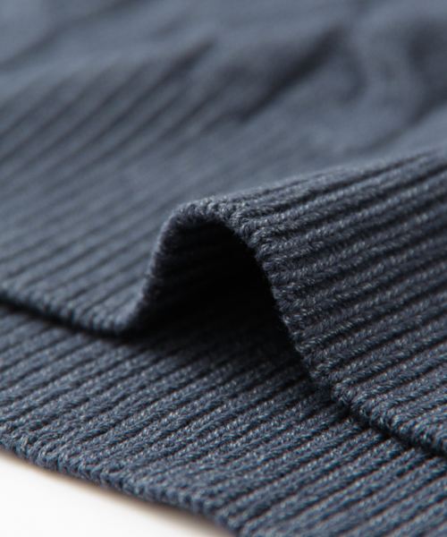 URBAN RESEARCH(アーバンリサーチ)の「UR ストレッチケーブルC/Nニット(ニット/セーター・メンズ・キャメル/ブルー系その他/オリーブ/ブルー・MEDIUM/LARGE)」の9枚目の写真