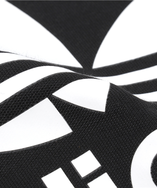 adidas（アディダス）の「オリジナルス ナップサック [GYMSACK TRICOT]（ショルダーバッグ・メンズ・ブラック/レッド・FREE）」の7枚目の写真