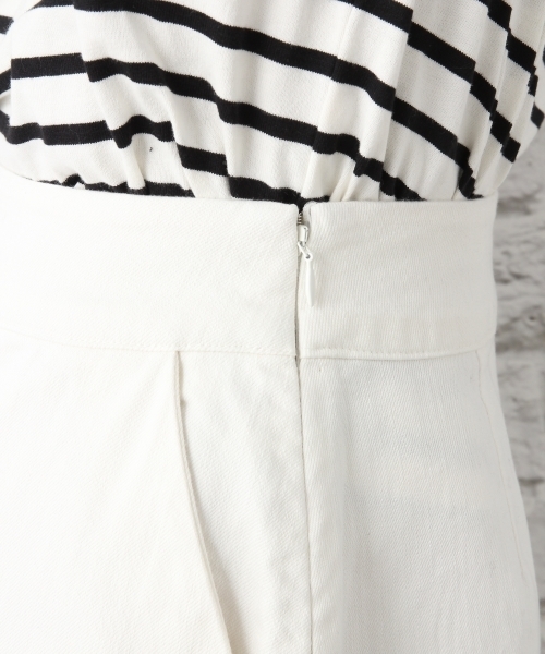 LEPSIM(レプシィム)の「フリンジデニムAラインスカート 739228(デニムスカート・レディース・オフホワイト/ブルー・MEDIUM/LARGE)」の9枚目の写真