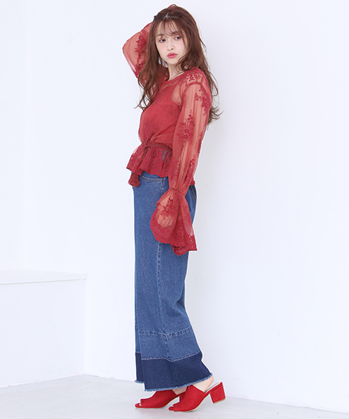 one after another NICE CLAUP（ワンアフターアナザーナイスクラップ）の「レース刺繍ブラウス（シャツ/ブラウス・レディース・レッド/アイボリー/ブラック・FREE）」の5枚目の写真