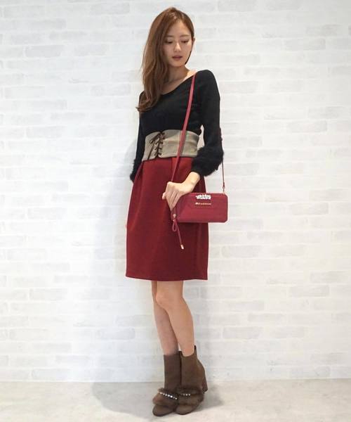 JILL by JILL STUART（ジルバイジルスチュアート）の「ビジューロイヤルズ（サイフポシェット）（ショルダーバッグ・レディース・レッド/ブラック/ライトグレー・ﾌﾘ-）」の10枚目の写真
