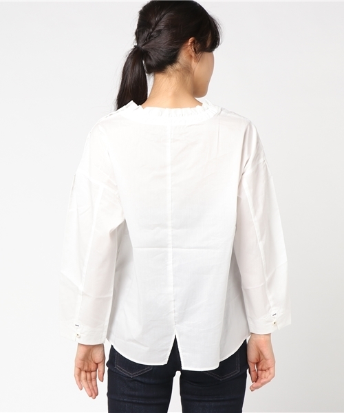 POU DOU DOU（プードゥドゥ）の「スタンドフリルカラーブラウス（シャツ/ブラウス・レディース・オフホワイト/ブラック/イエロー・3）」の6枚目の写真