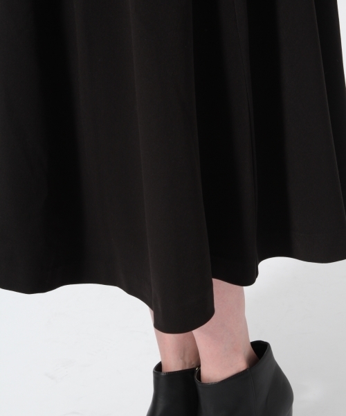 GLOBAL WORK（グローバルワーク）の「TRカラーフレアスカート/776091（スカート・レディース・グリーン/レッド/ブラック・LARGE/MEDIUM）」の11枚目の写真