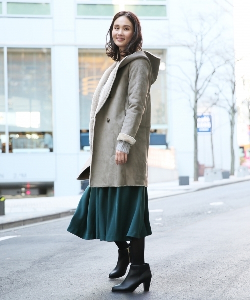 GLOBAL WORK（グローバルワーク）の「TRカラーフレアスカート/776091（スカート・レディース・グリーン/レッド/ブラック・LARGE/MEDIUM）」の16枚目の写真