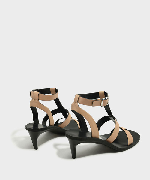 CHARLES & KEITH(チャールズ & キース)の「ケージサンダル / CAGE SANDALS(サンダル・レディース・ブラック/ベージュ・25cm/23cm/24.5cm/22.5cm/23.5cm)」の9枚目の写真