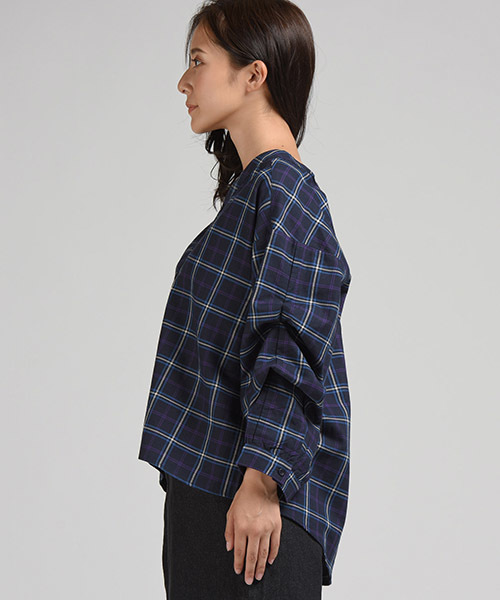 LIPSTAR（リップスター）の「無地＆チェッククロワッサンスリーブブラウス（シャツ/ブラウス・レディース・オフホワイト/グリーン系その他/ブルー系その他/キャメル・M）」の6枚目の写真