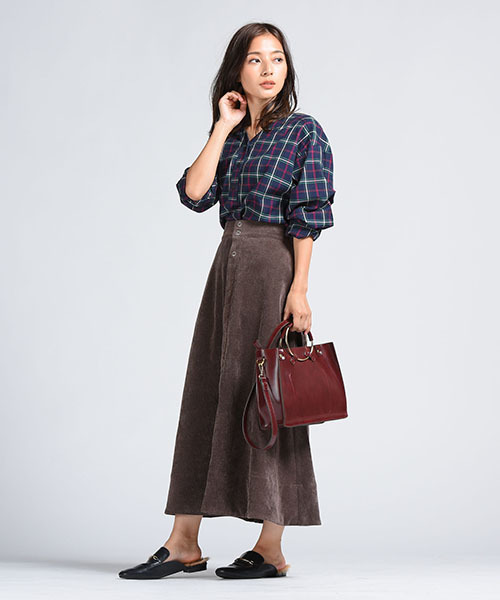 LIPSTAR（リップスター）の「無地＆チェッククロワッサンスリーブブラウス（シャツ/ブラウス・レディース・オフホワイト/グリーン系その他/ブルー系その他/キャメル・M）」の15枚目の写真