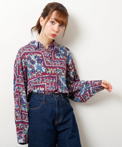 Ray Cassin レイカズン の スカーフ柄シャツ シャツ ブラウス Wear