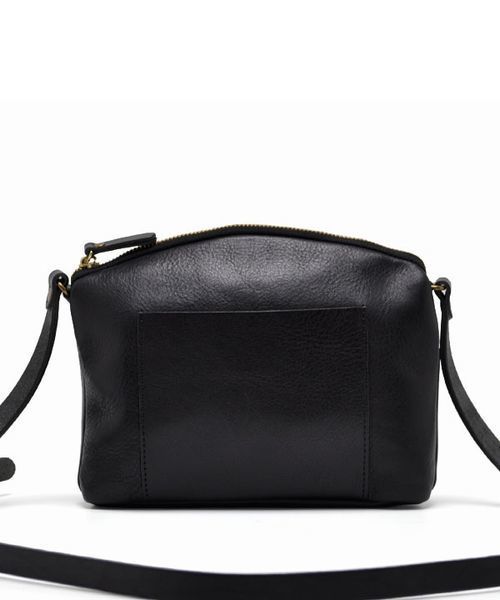 CLEDRAN（クレドラン）の「CL2814 DEMI SHOULDER BAG レザー 