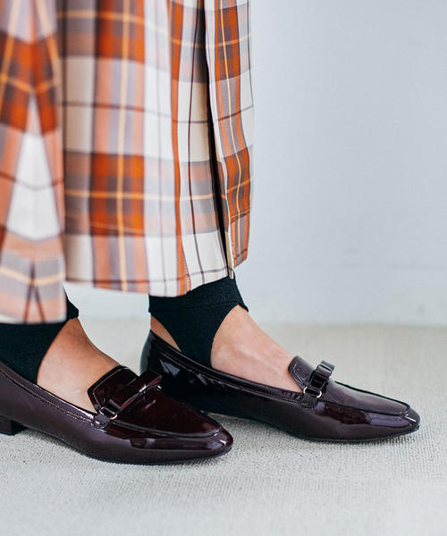 ODETTE E ODILE(オデットエオディール)の「OFD リボンモカ スリッポン20↑(ローファー・レディース・ダークグレー/モカ/ワインレッド/ブラック・22.5cm/23cm/24.5cm/23.5cm/24cm/22cm/25cm)」の4枚目の写真