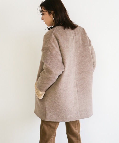 select MOCA（セレクトモカ）の「中綿キルティングビスコースノーカラーコート/ルーズシルエットドロップショルダーアウター（ノーカラーコート・レディース・ベージュ/ブラウン/テラコッタ・FREE）」の9枚目の写真