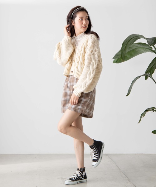 WEGO（ウィゴー）の「WEGO/ロービングケーブルカーディガン（カーディガン/ボレロ・レディース・ブラウン/ピンク/アイボリー/ライトベージュ/ダークブラウン/パープル/グリーン系その他・FREE）」の10枚目の写真