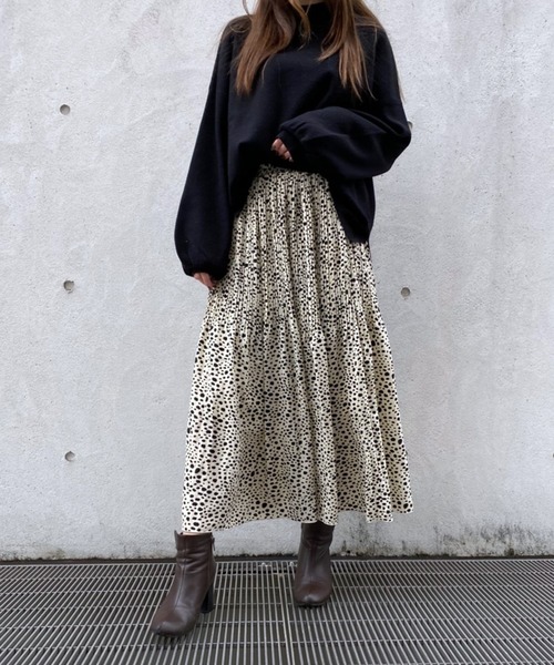 one way（ワンウェイ）の「ボリュームスリーブハイネック（ニット/セーター・レディース・ライトピンク/ライトブラウン/ブラック/ライトブルー・M）」の2枚目の写真