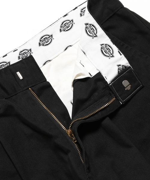Dickies（ディッキーズ）の「Dickies/ディッキーズ Pleat Pants,FQ　TCツイルタックパンツ（チノパンツ・メンズ・ベージュ/ブラック/ブラウン・30inch/32inch/28inch/34inch）」の5枚目の写真
