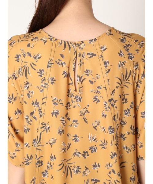 セール Emmi エミ のワンピース Emmi Emmi ワンピース Atelier ワンピース ドレス フラワーワンピース ワンピース Emmi エミ のファッション