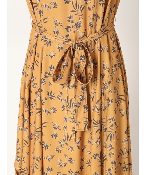 セール Emmi エミ のワンピース Emmi Emmi ワンピース Atelier ワンピース ドレス フラワーワンピース ワンピース Emmi エミ のファッション