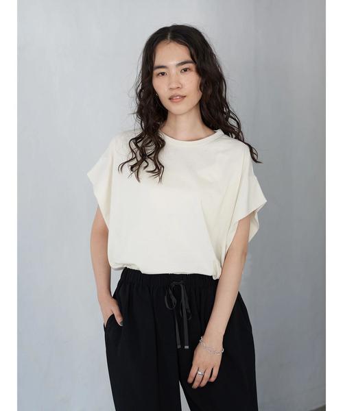 AMERICAN HOLIC(アメリカンホリック)の「脇タックフレンチスリーブカットチュニック *(Tシャツ/カットソー・レディース・ブラック/ブラウン/カーキ/アイボリー・M/L)」の9枚目の写真