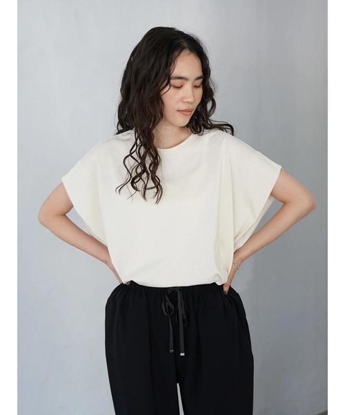 AMERICAN HOLIC(アメリカンホリック)の「脇タックフレンチスリーブカットチュニック *(Tシャツ/カットソー・レディース・ブラック/ブラウン/カーキ/アイボリー・M/L)」の1枚目の写真