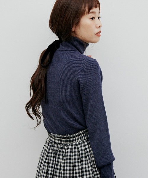 Libra Cue(リブラ キュー)の「ベーシックニュアンスカラータートル(ニット/セーター・レディース・ブラック/ベージュ/ネイビー/モカ/アイボリー・FREE)」の5枚目の写真