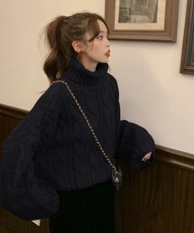 タートルネック ケーブルニットプルオーバー