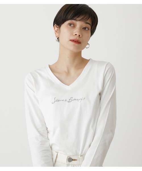 AZUL by moussy（アズールバイマウジー）の「SILENCE V NECK LONG SLEEVE/サイレントVネックロングスリーブ（Tシャツ/カットソー・レディース・ブラック/ライトカーキ/ライトパープル/オフホワイト・SMALL/MEDIUM）」の18枚目の写真
