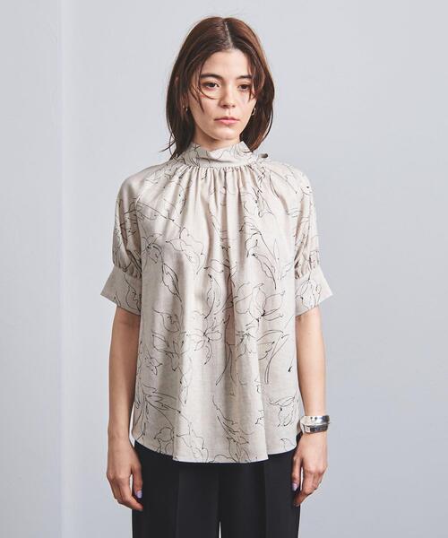 VONDEL（フォンデル）の「＜VONDEL（フォンデル）＞ハイネック バックボウタイ ブラウス（シャツ/ブラウス・レディース・ベージュ・36）」の3枚目の写真