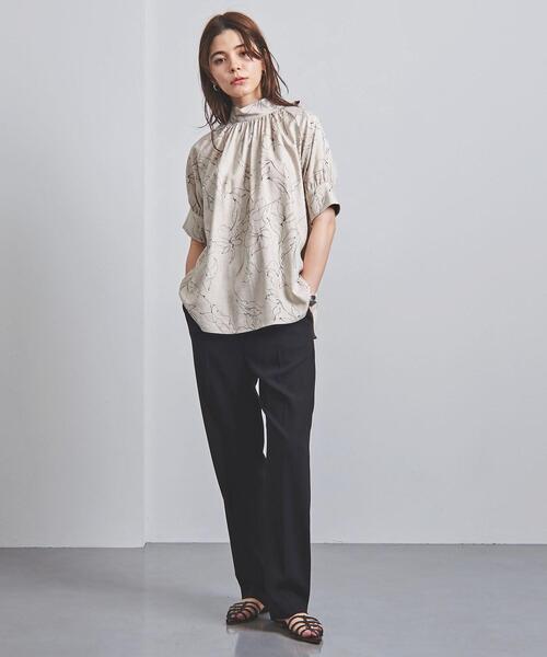 VONDEL（フォンデル）の「＜VONDEL（フォンデル）＞ハイネック バックボウタイ ブラウス（シャツ/ブラウス・レディース・ベージュ・36）」の5枚目の写真