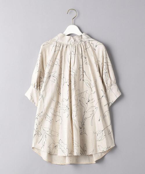 VONDEL（フォンデル）の「＜VONDEL（フォンデル）＞ハイネック バックボウタイ ブラウス（シャツ/ブラウス・レディース・ベージュ・36）」の4枚目の写真