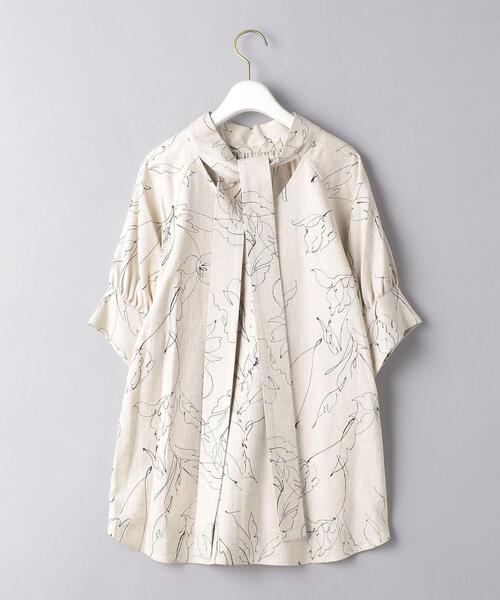 VONDEL（フォンデル）の「＜VONDEL（フォンデル）＞ハイネック バックボウタイ ブラウス（シャツ/ブラウス・レディース・ベージュ・36）」の7枚目の写真