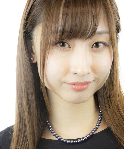 Karlas(カルラス)の「パールピアス チタン製ポスト 金属アレルギー対応 直径8ミリ イミテーションパール(ピアス(両耳用)・レディース・ホワイト/ブラック・FREE)」の4枚目の写真