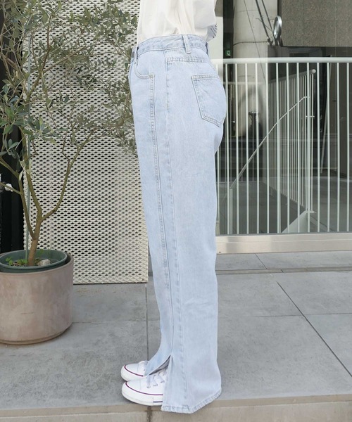 CORNERS（コーナーズ）の「スリット入りデニムパンツ（デニムパンツ・レディース・ライトブルー/ブルー・M/L）」の5枚目の写真