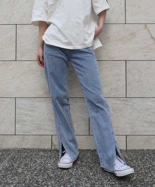 CORNERS（コーナーズ）の「スリット入りデニムパンツ（デニムパンツ・レディース・ライトブルー/ブルー・M/L）」の11枚目の写真