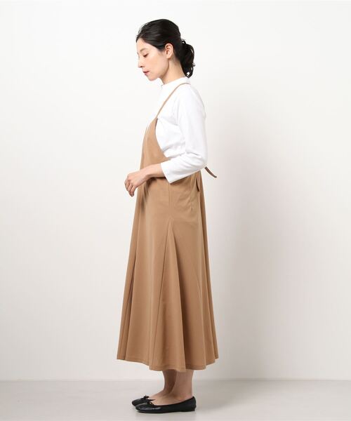 MEW'S REFINED CLOTHES（ミューズリファインドクローズ）の「バックリボンキャミワンピース（ワンピース・レディース・カーキ/ベージュ/ブラック・MEDIUM）」の5枚目の写真