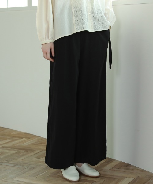 Pao de lo（パオデロ）の「グログランパンツ（その他パンツ・レディース・ブラック/ベージュ/グリーン・9号/7号）」の2枚目の写真