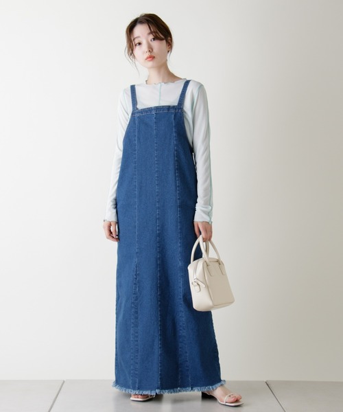 Kastane（カスタネ）の「ストレッチデニムフリンジジャンスカ（ジャンパースカート・レディース・ブルー/ブラック・1/2）」の6枚目の写真