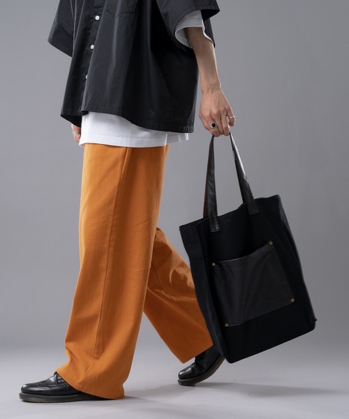 kutir（クティール）の「フェイクレザートートバッグ（トートバッグ・メンズ・ブラック/ベージュ・FREE）」の17枚目の写真