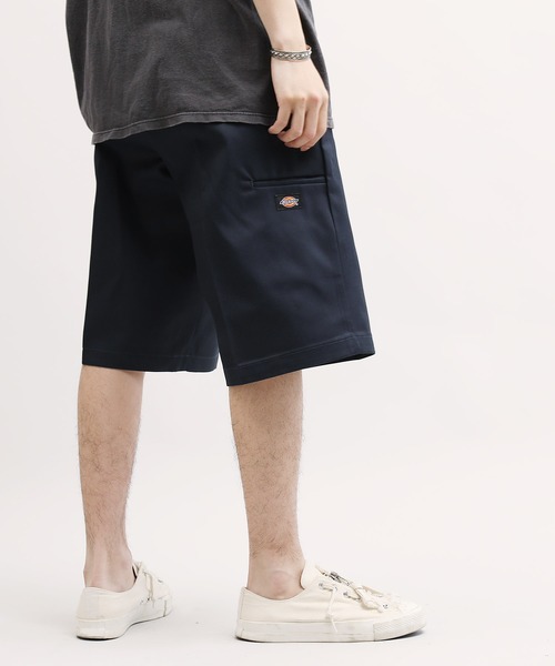 Dickies（ディッキーズ）の「Dickies / ディッキーズ 42283 13インチ ポケットワークハーフパンツ / 13INCH LOOSE FIT MULTI-POCKET WORK SHORT（チノパンツ・メンズ・ブラック/ネイビー/シルバー/カーキ/チャコールグレー/オリーブ/ダークブラウン/ホワイト・32inch/30inch/34inch/36inch/38inch/40inch/28inch）」の18枚目の写真