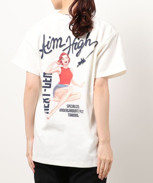 AVIREX(アヴィレックス)の「AVIREX/アヴィレックス/アイム ハイ Tシャツ / AIM HIGH T-SHIRT(Tシャツ/カットソー・レディース・レモンイエロー/オフホワイト/サックスブルー・FREE)」の2枚目の写真