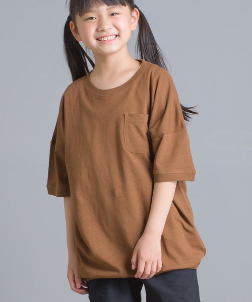 OMNES（オムネス）の「キッズ  綿麻カット ビッグ半袖プリントTシャツ（Tシャツ/カットソー・キッズ・ブラウン/パープル/ピンクベージュ/ネイビー/ホワイト/ブラック・100/140/110/120/130）」の3枚目の写真