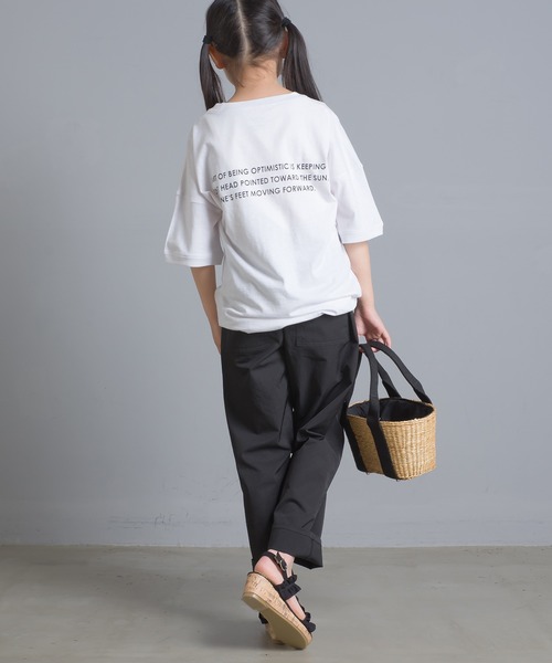 OMNES（オムネス）の「キッズ  綿麻カット ビッグ半袖プリントTシャツ（Tシャツ/カットソー・キッズ・ブラウン/パープル/ピンクベージュ/ネイビー/ホワイト/ブラック・100/140/110/120/130）」の22枚目の写真