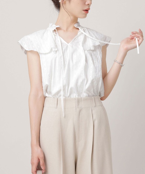 ラッフルカラードビーブラウスノースリーブ