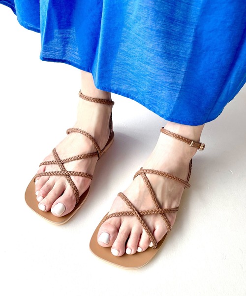 Fin（フィン）の「スクエアトゥグラディエーターサンダル（サンダル・レディース・ブラック/ゴールド/キャメル・LL/S/M/L）」の15枚目の写真